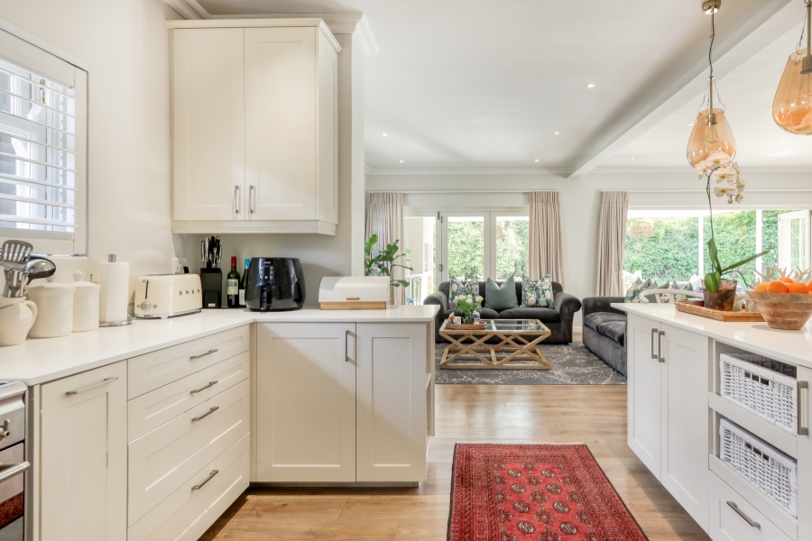 4 Bedroom Property for Sale in Tokai Western Cape